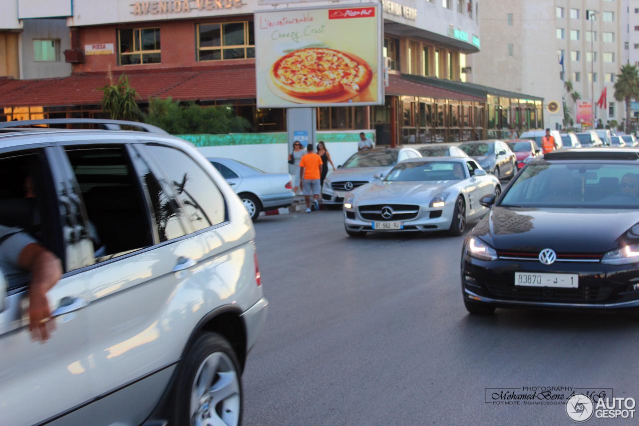 Mercedes-Benz SLS AMG