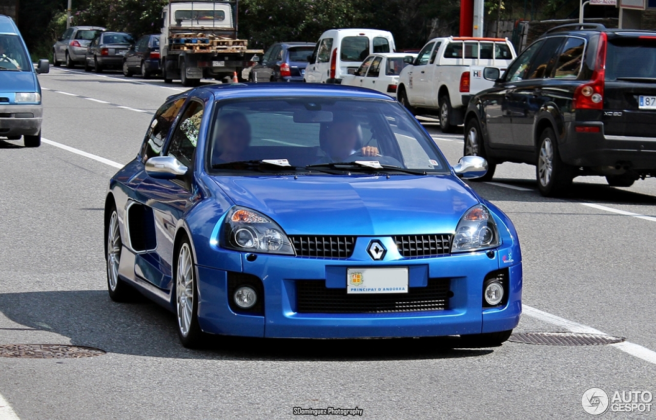 Renault Clio V6 Phase II