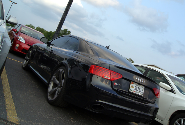 Audi RS5 B8 2012