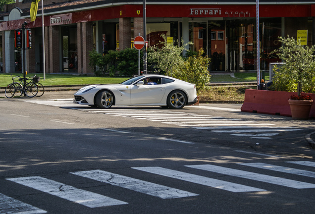 Ferrari F12berlinetta