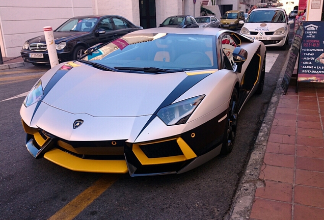 Lamborghini Aventador LP700-4