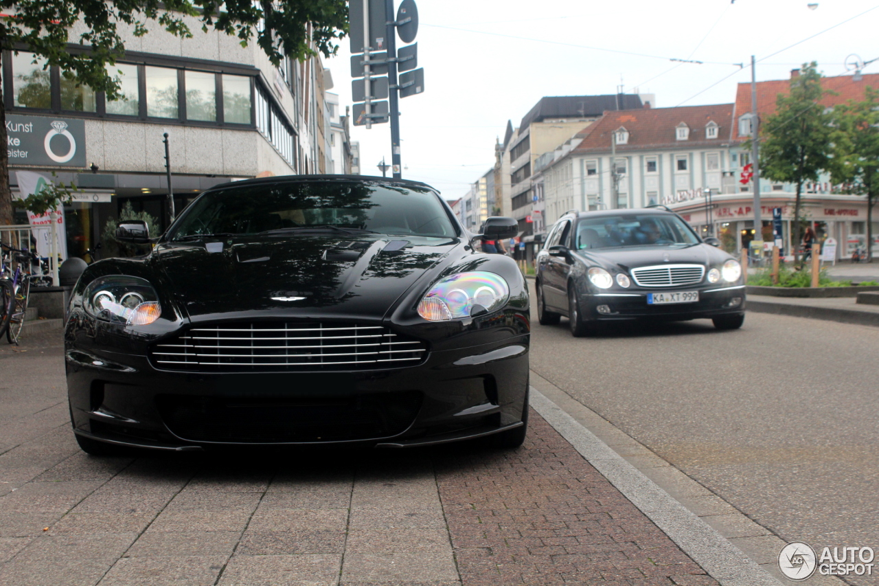 Aston Martin DBS Volante