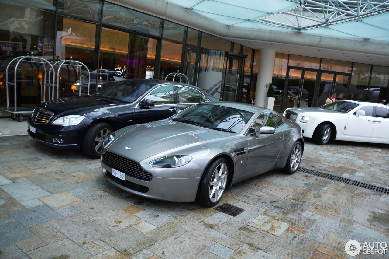 Aston Martin V8 Vantage