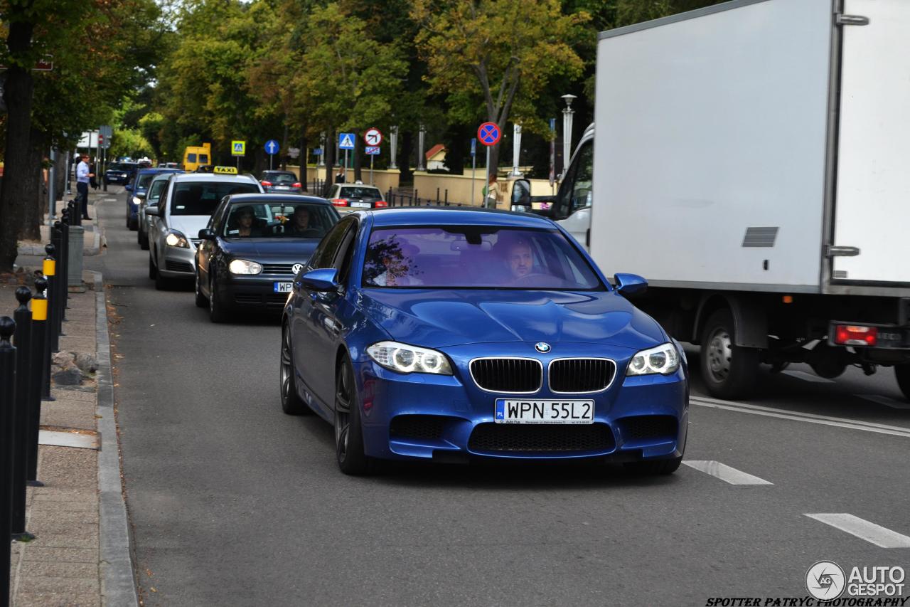 BMW M5 F10 2011