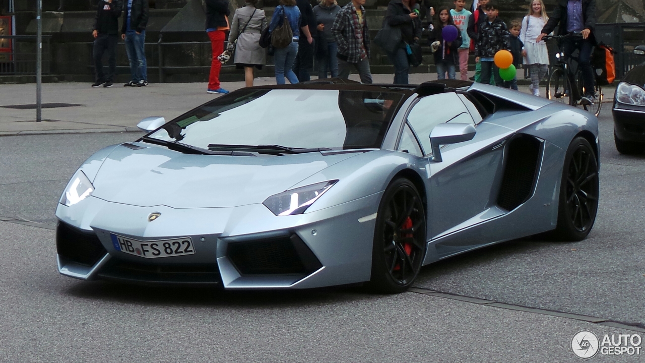 Lamborghini Aventador LP700-4 Roadster