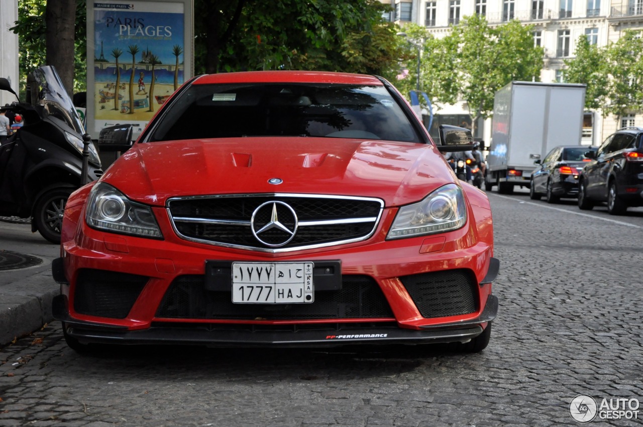 Mercedes-Benz C 63 AMG Coupé Black Series