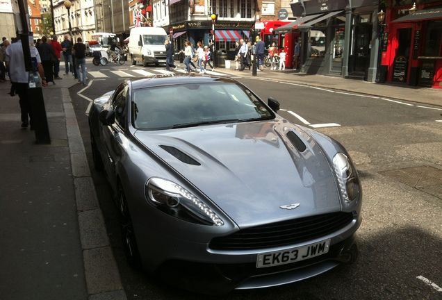 Aston Martin Vanquish 2013