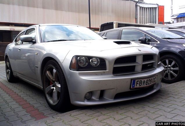 Dodge Charger SRT-8