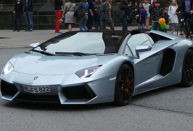 Lamborghini Aventador LP700-4 Roadster