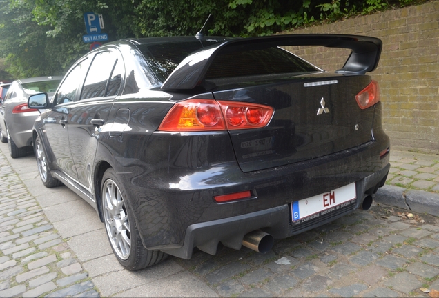 Mitsubishi Lancer Evolution X