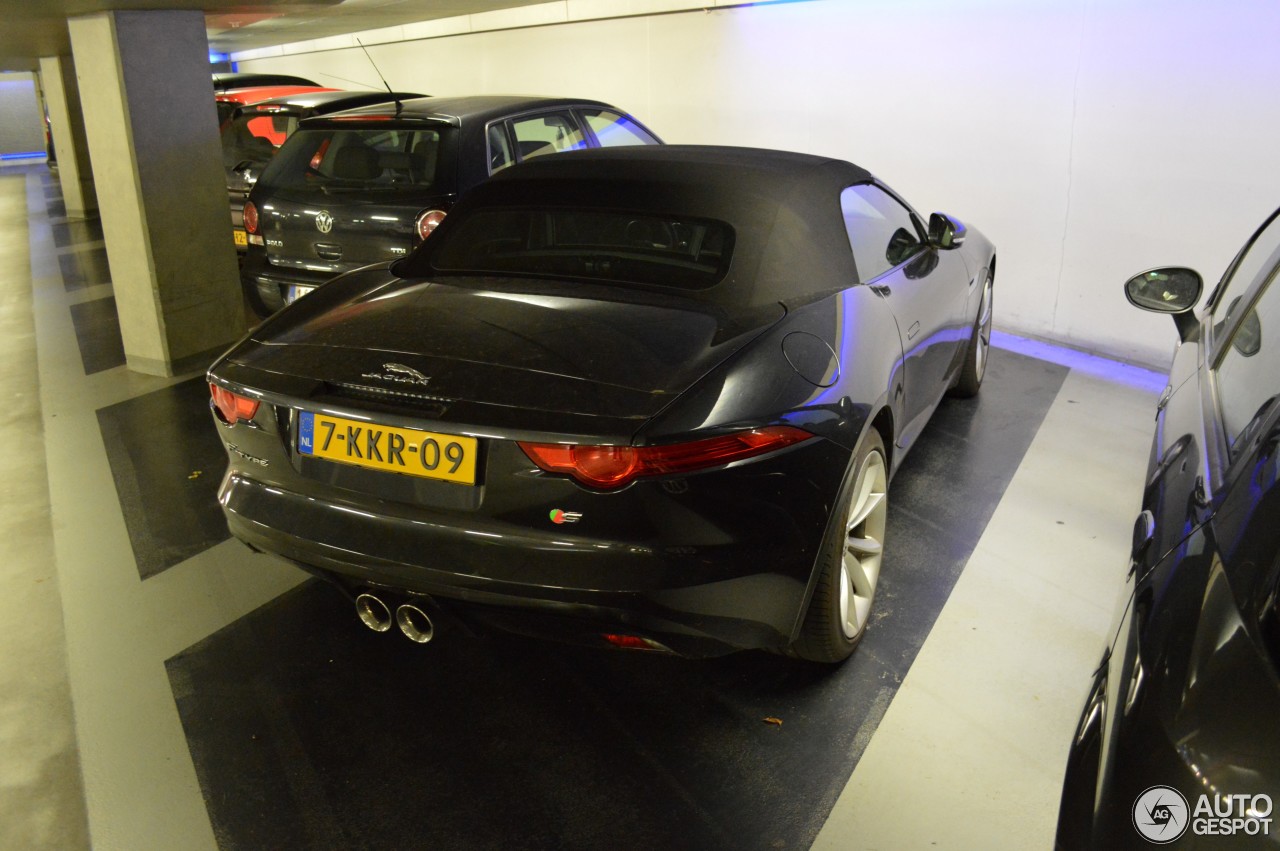 Jaguar F-TYPE S Convertible