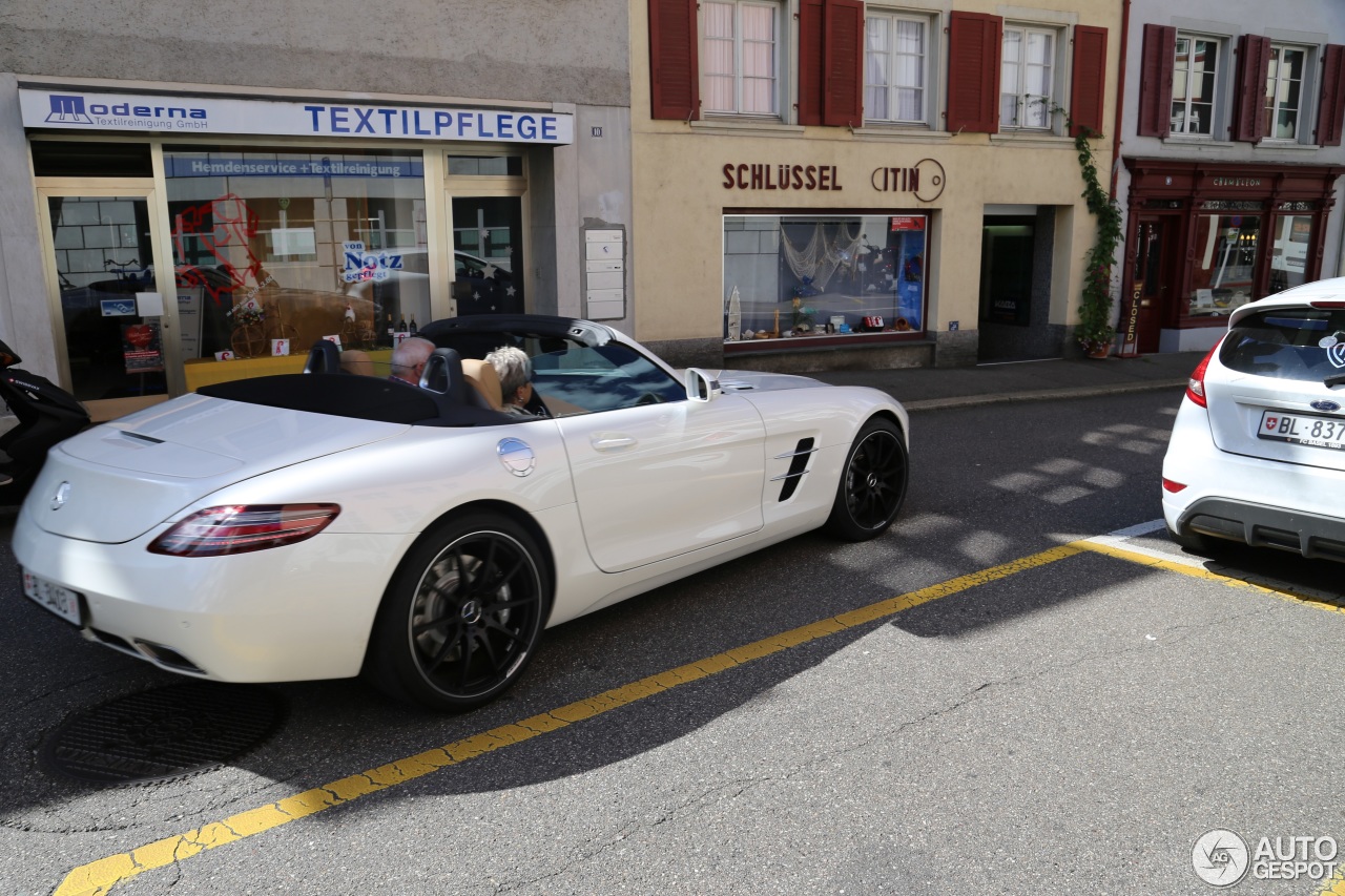 Mercedes-Benz SLS AMG Roadster