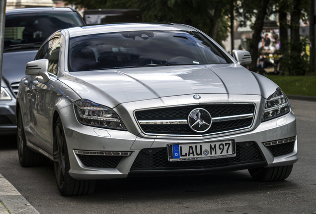 Mercedes-Benz CLS 63 AMG X218 Shooting Brake