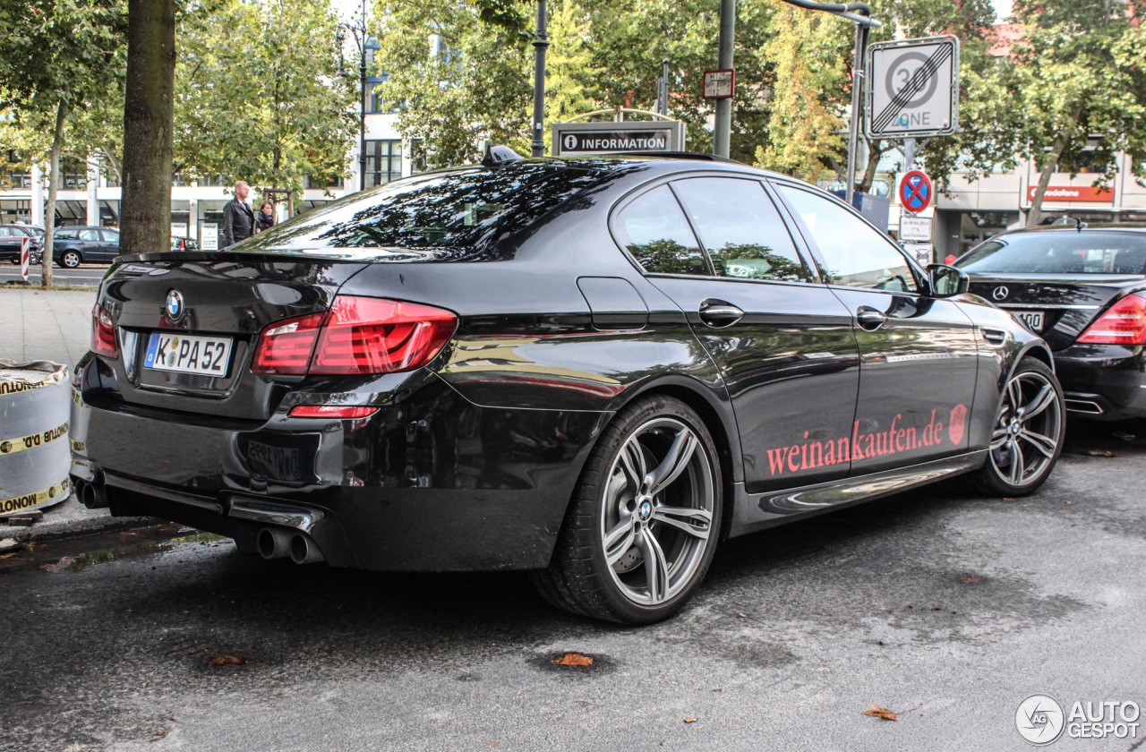 BMW M5 F10 2011