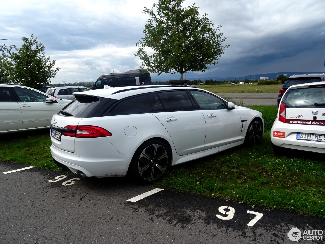 Jaguar XFR-S Sportbrake