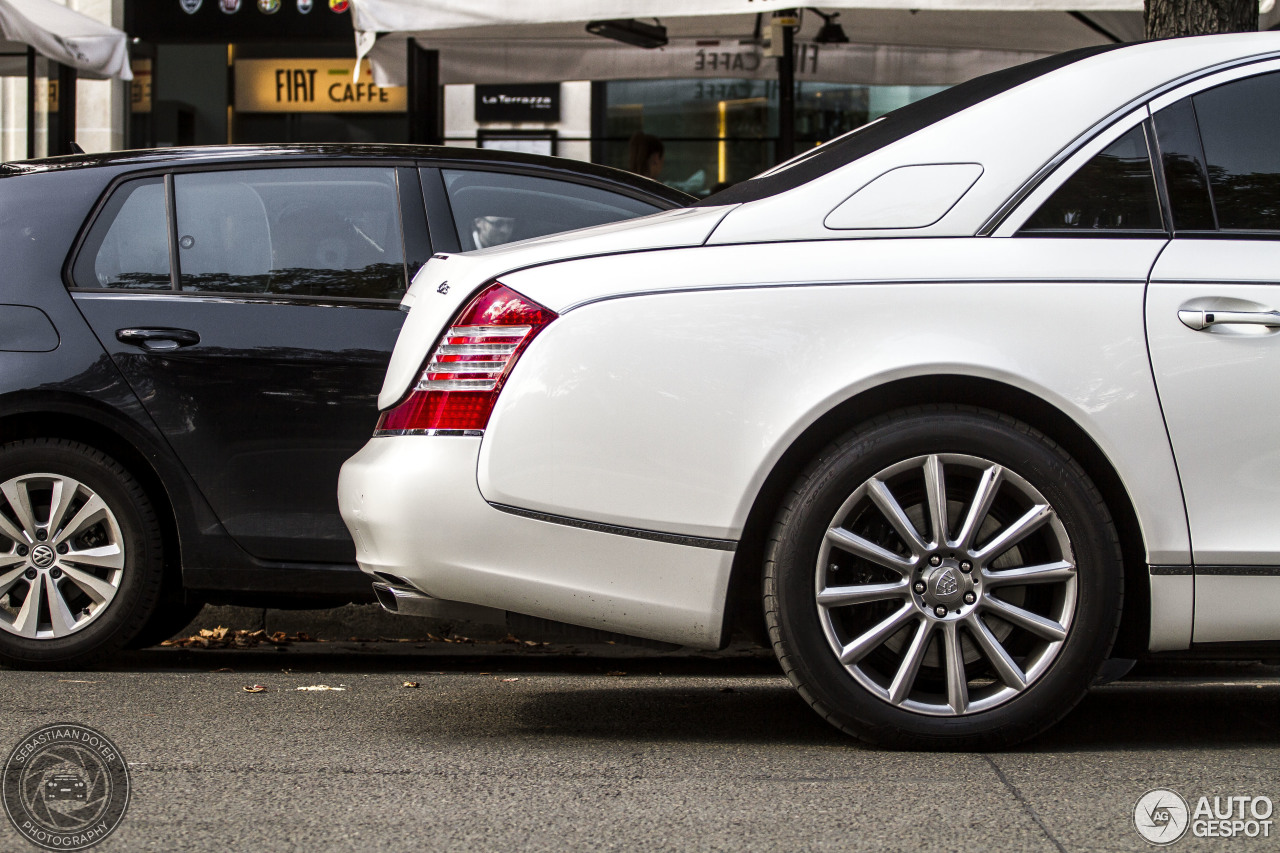 Maybach 62 S Landaulet 2011