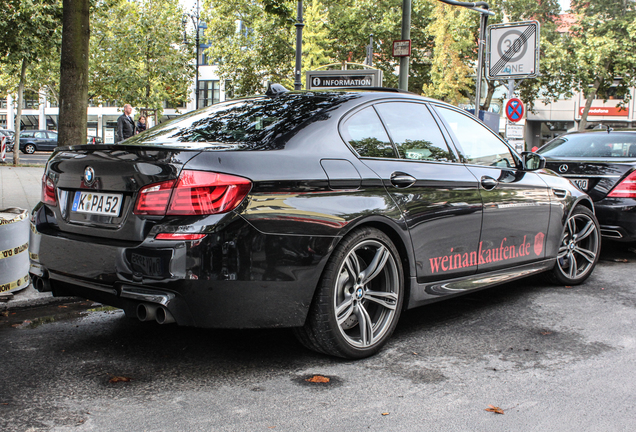 BMW M5 F10 2011