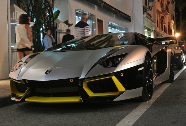 Lamborghini Aventador LP700-4