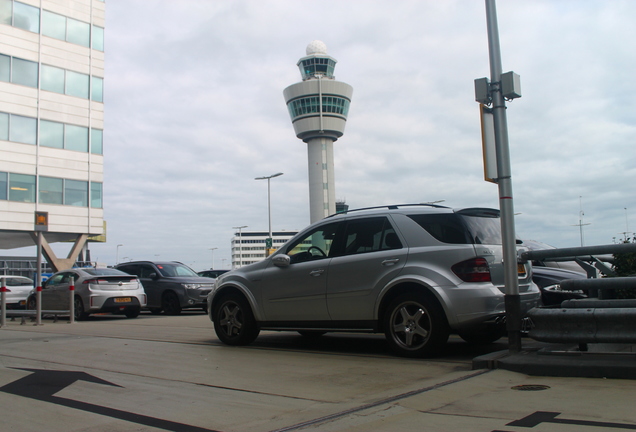 Mercedes-Benz ML 63 AMG W164