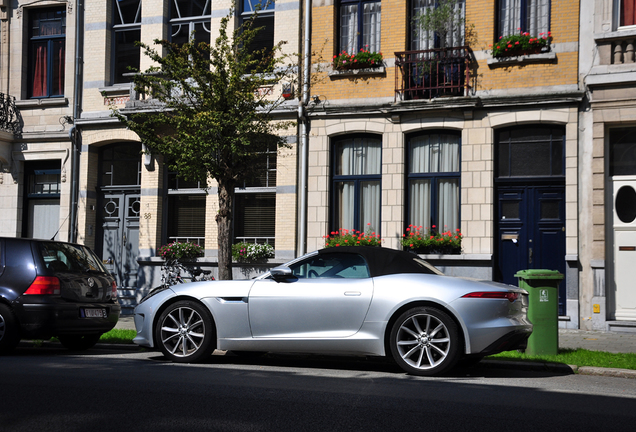 Jaguar F-TYPE S Convertible