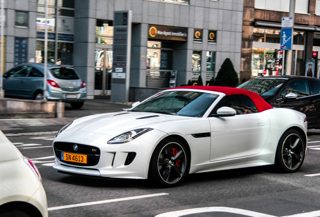 Jaguar F-TYPE S Convertible