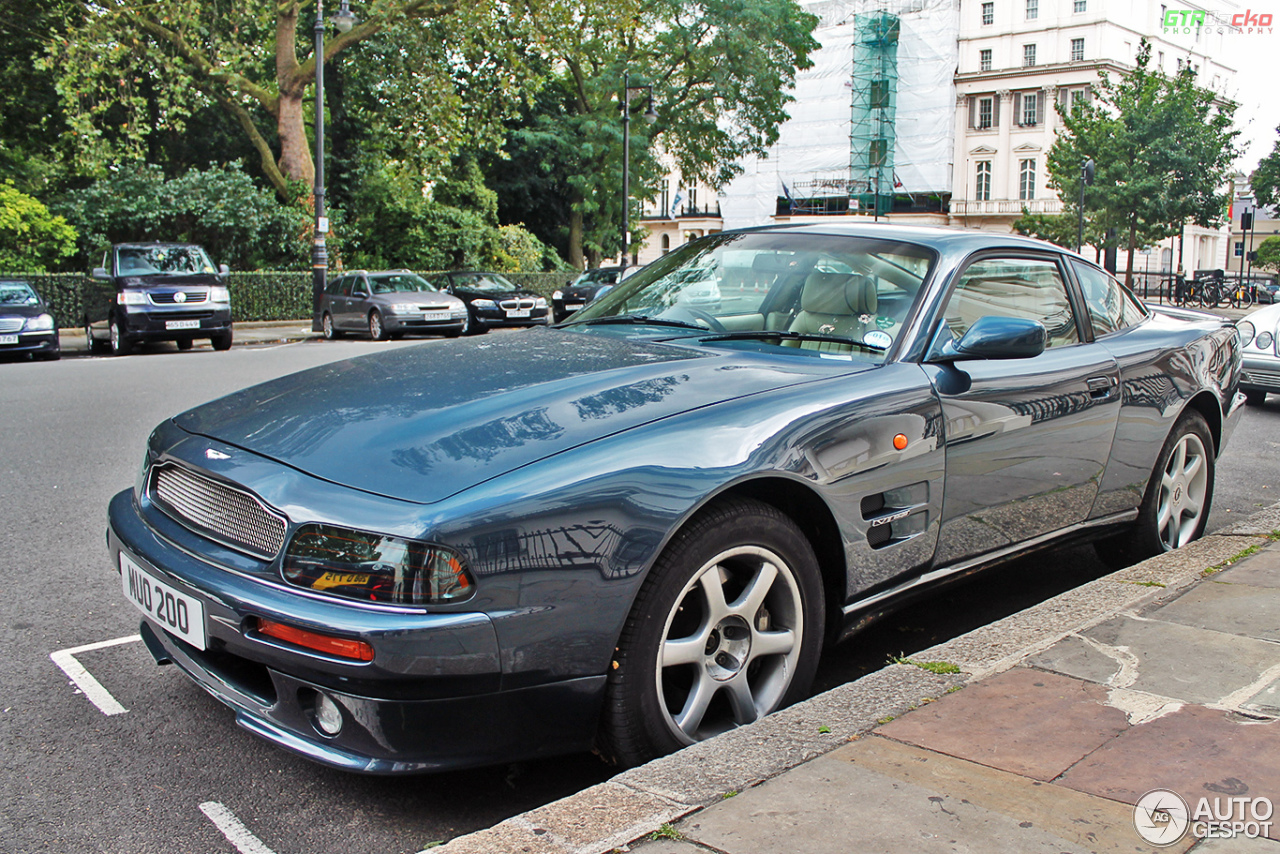 Aston Martin V8 Coupe