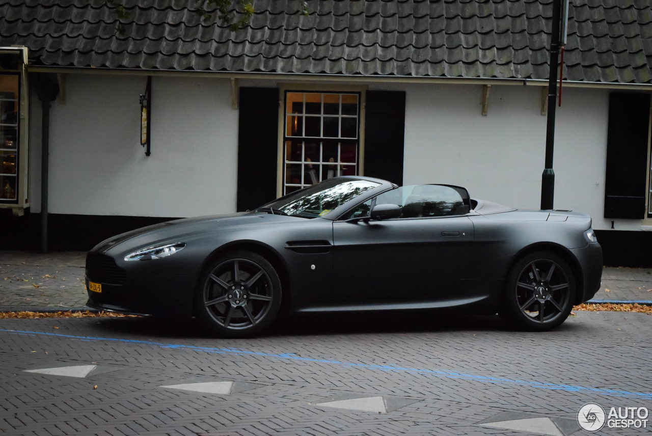 Aston Martin V8 Vantage Roadster