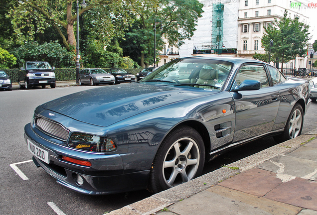 Aston Martin V8 Coupe