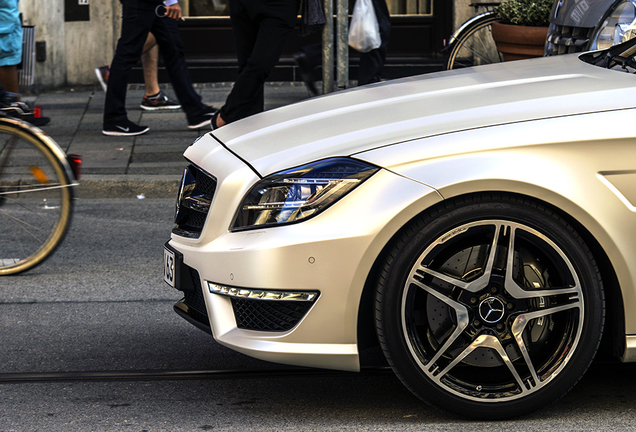 Mercedes-Benz CLS 63 AMG C218