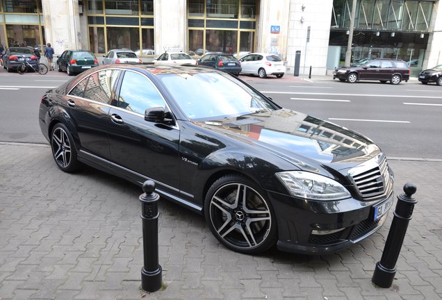 Mercedes-Benz S 63 AMG W221 2011