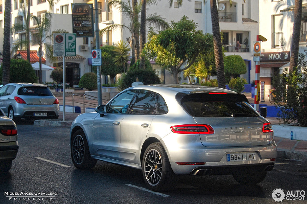 Porsche 95B Macan Turbo