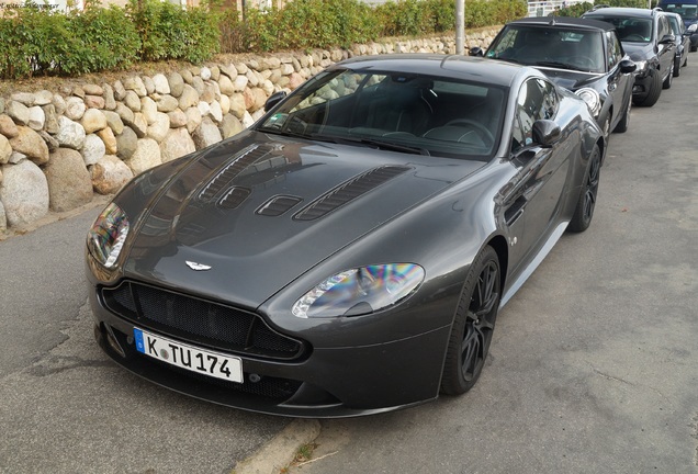 Aston Martin V12 Vantage S