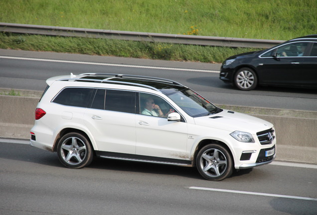 Mercedes-Benz GL 63 AMG X166