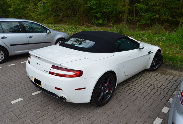 Aston Martin V8 Vantage Roadster