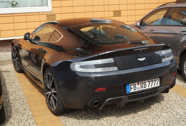 Aston Martin V8 Vantage S