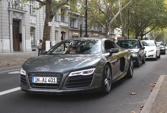 Audi R8 V10 Plus 2013