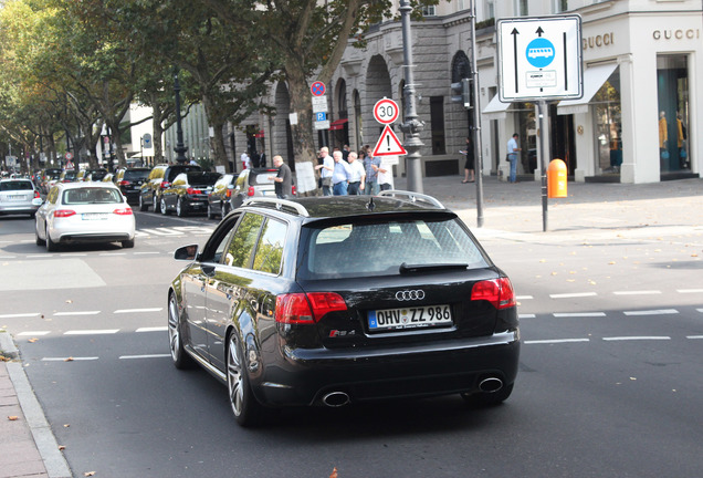 Audi RS4 Avant B7