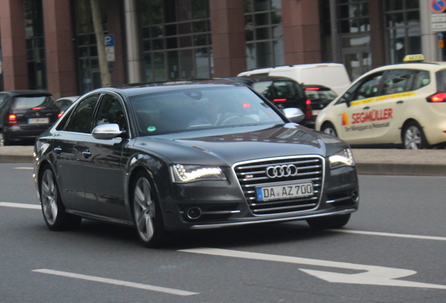 Audi S8 D4