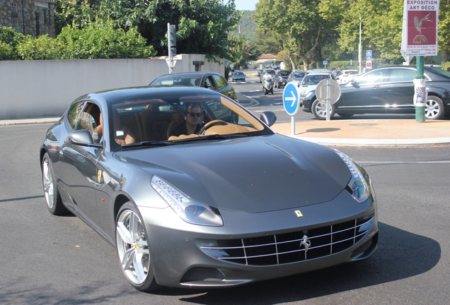 Ferrari FF