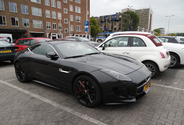 Jaguar F-TYPE R Coupé