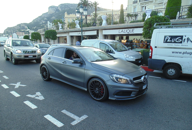 Mercedes-Benz A 45 AMG