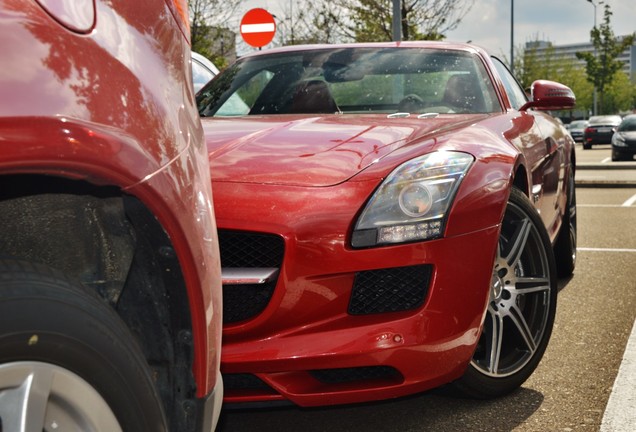 Mercedes-Benz SLS AMG