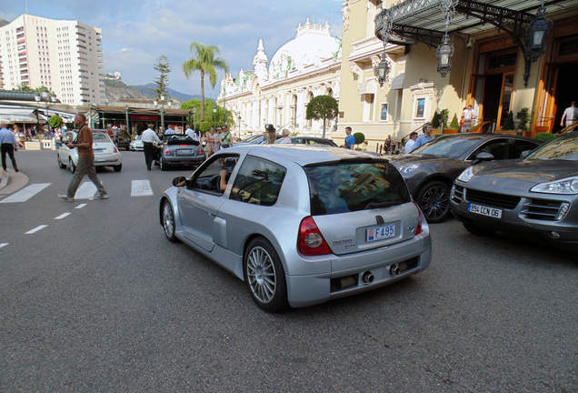 Renault Clio V6 Phase II