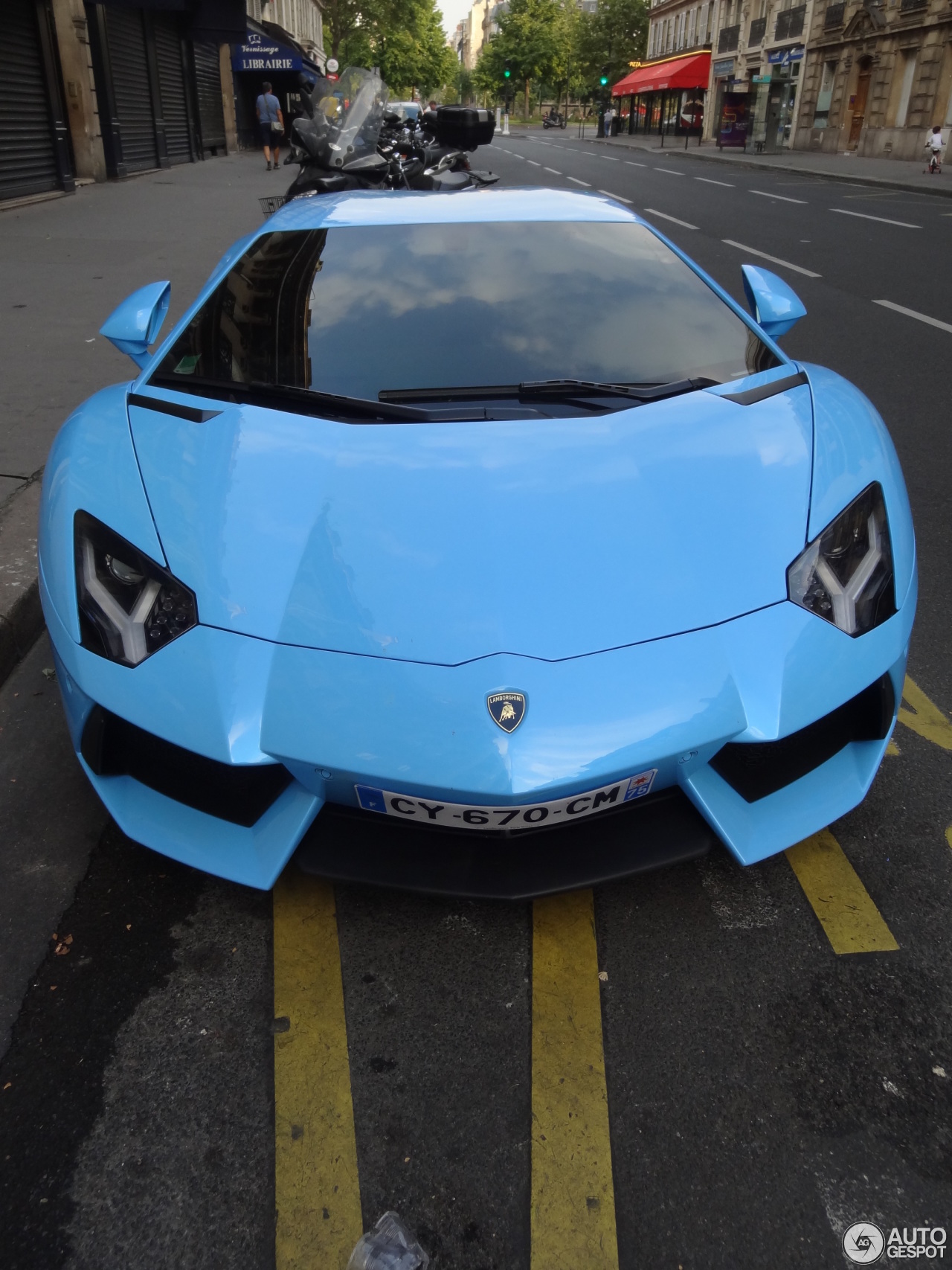 Lamborghini Aventador LP700-4