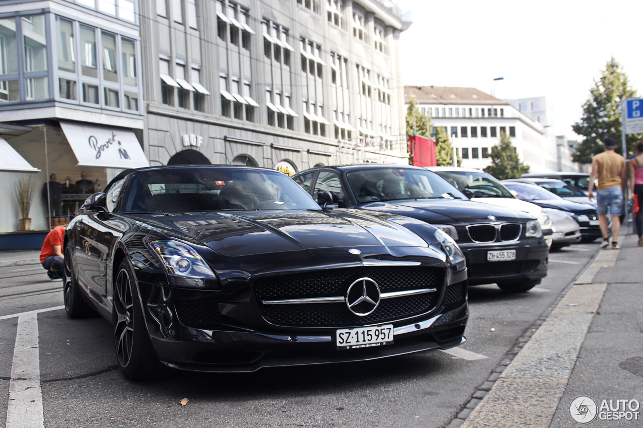 Mercedes-Benz SLS AMG GT Roadster Final Edition