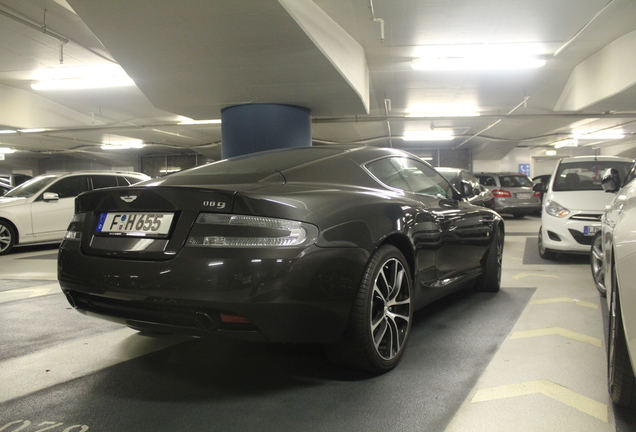 Aston Martin DB9 2010