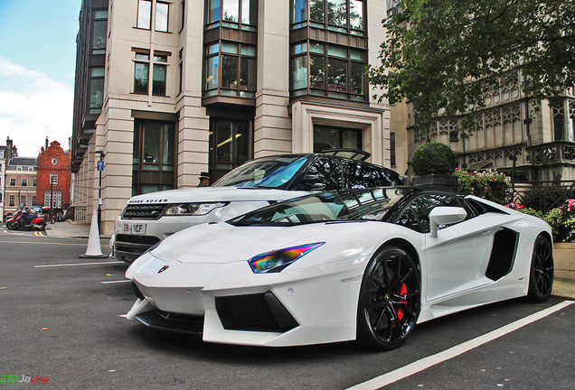 Lamborghini Aventador LP700-4 Roadster