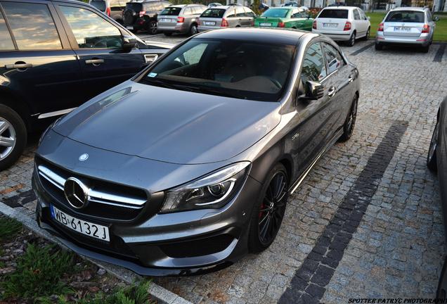 Mercedes-Benz CLA 45 AMG C117