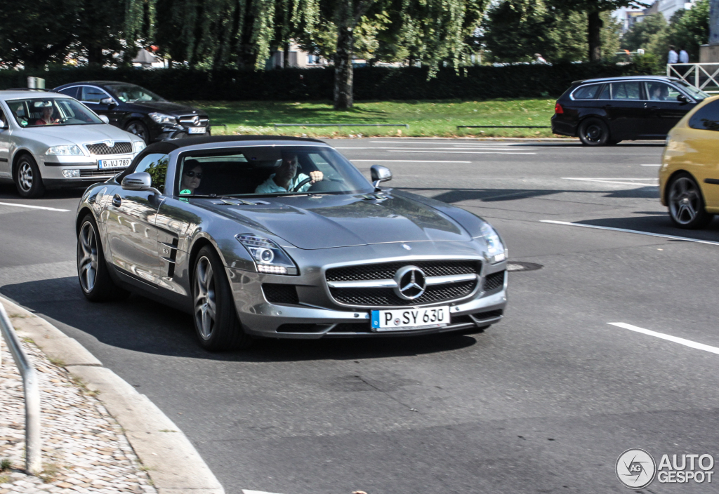 Mercedes-Benz SLS AMG Roadster