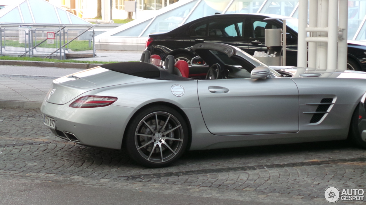 Mercedes-Benz SLS AMG Roadster